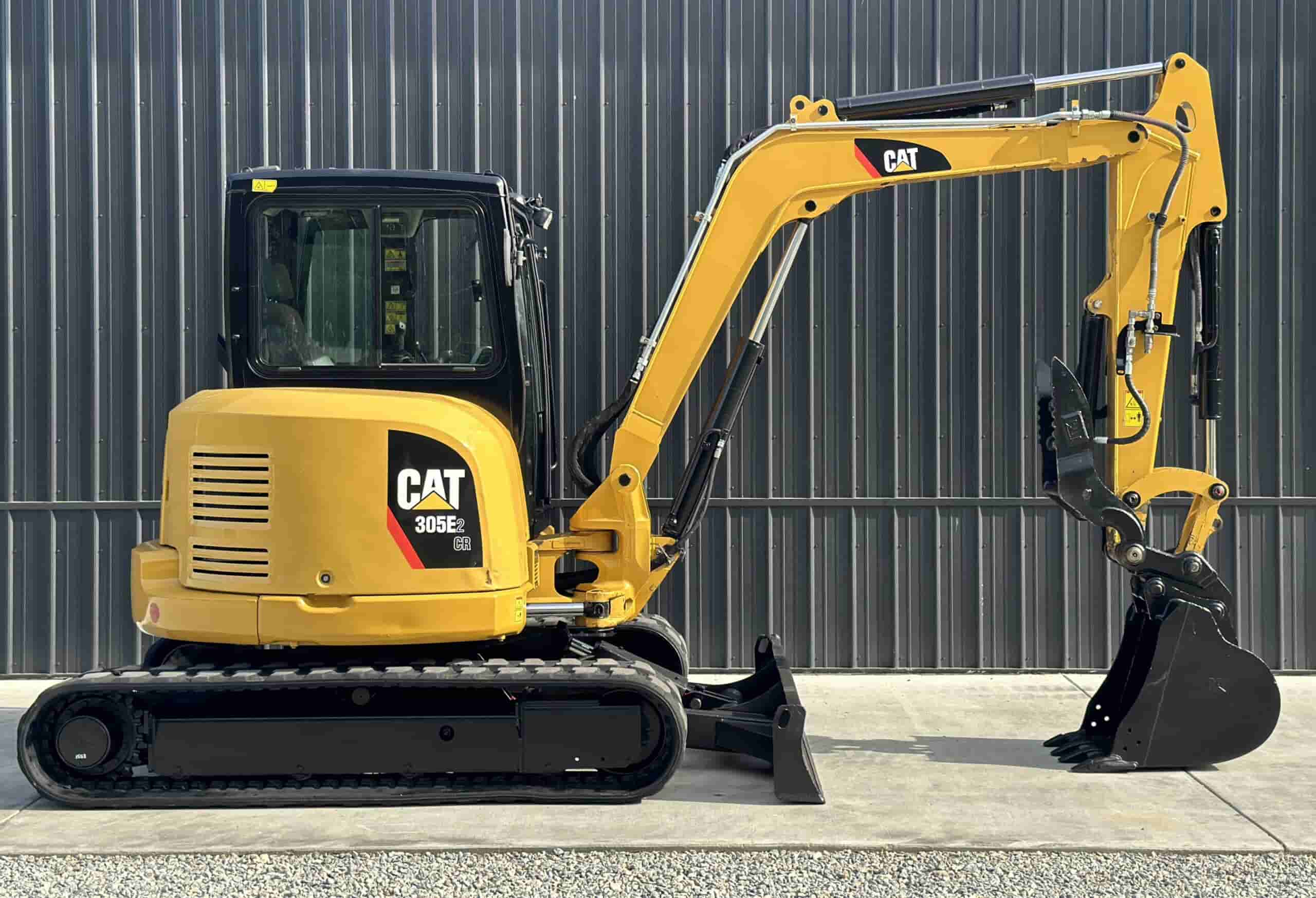 2017 CAT 305E2
